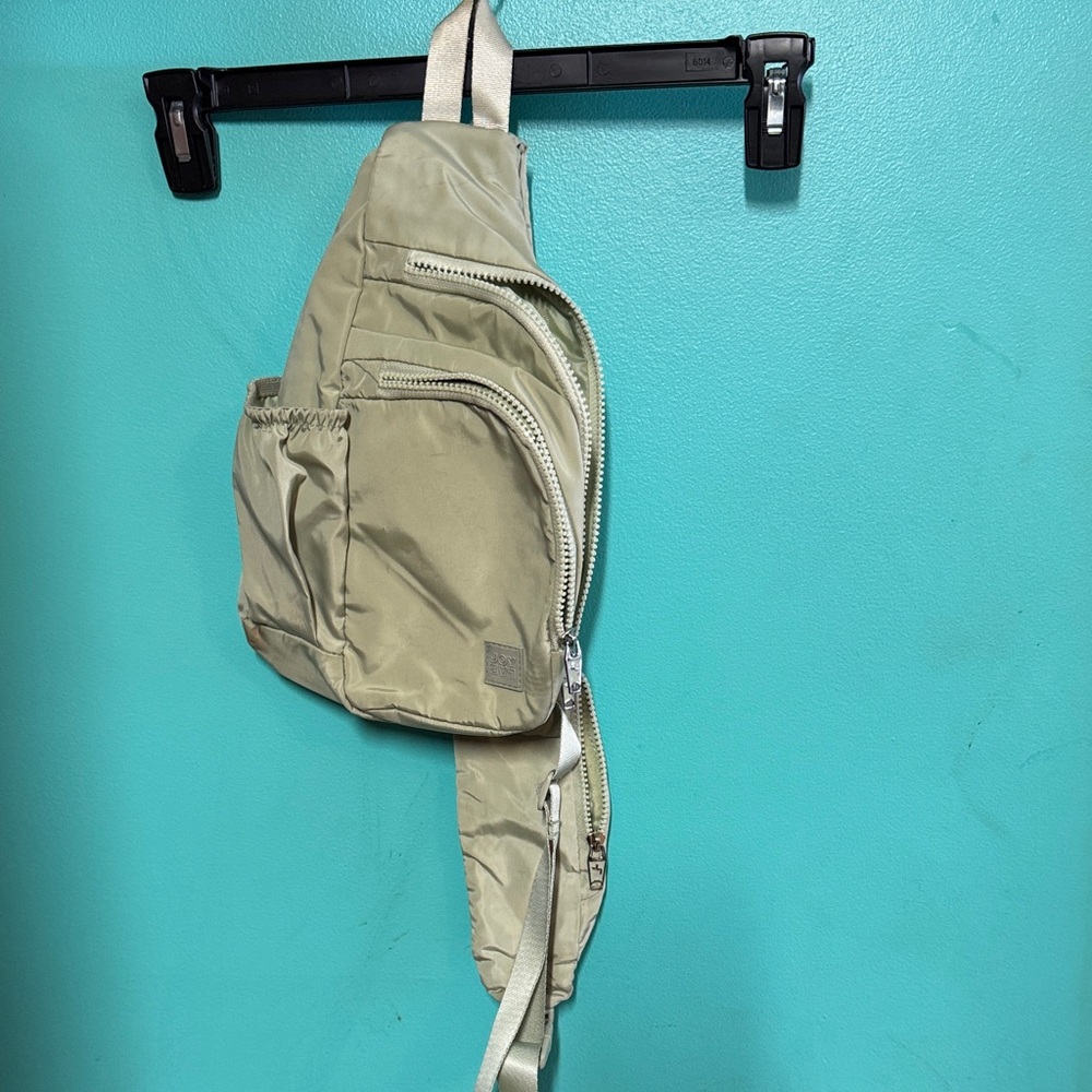 JoyLab Mint Green Crossbody Bag